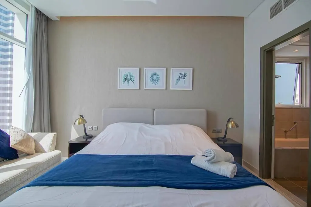 Luxury Hotel Apartment With A Canal View دبي