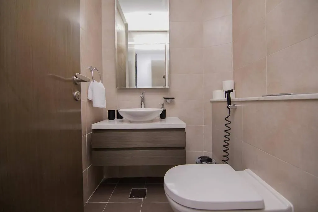 Luxury Hotel Apartment With A Canal View دبي
